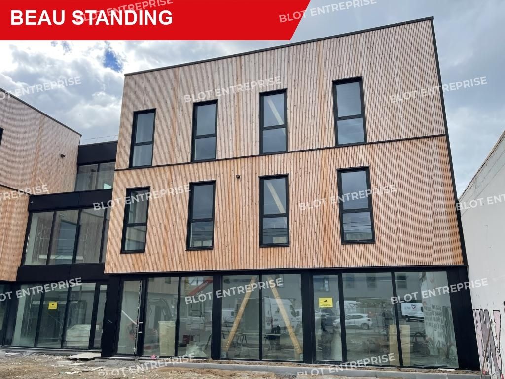 Location bureaux 501 m² non divisibles