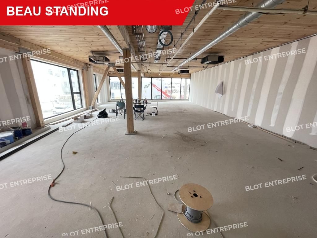 Location bureaux 501 m² non divisibles