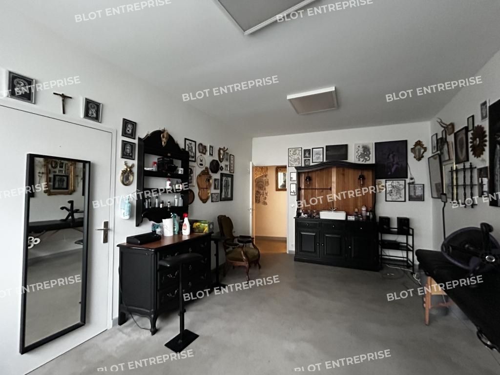 Location local commercial 55 m² non divisibles