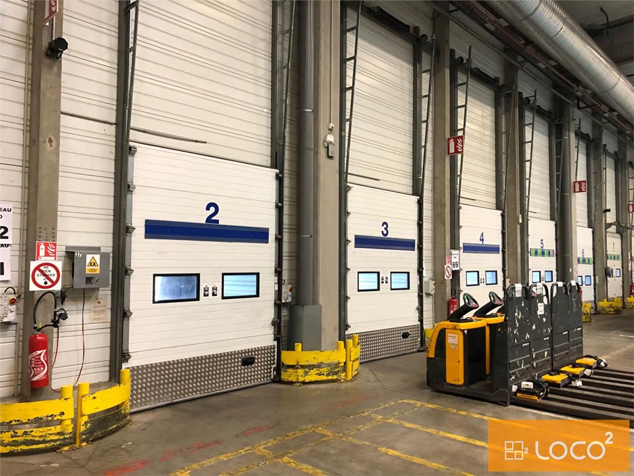 Location local 10000.00 m² à BAZIEGE