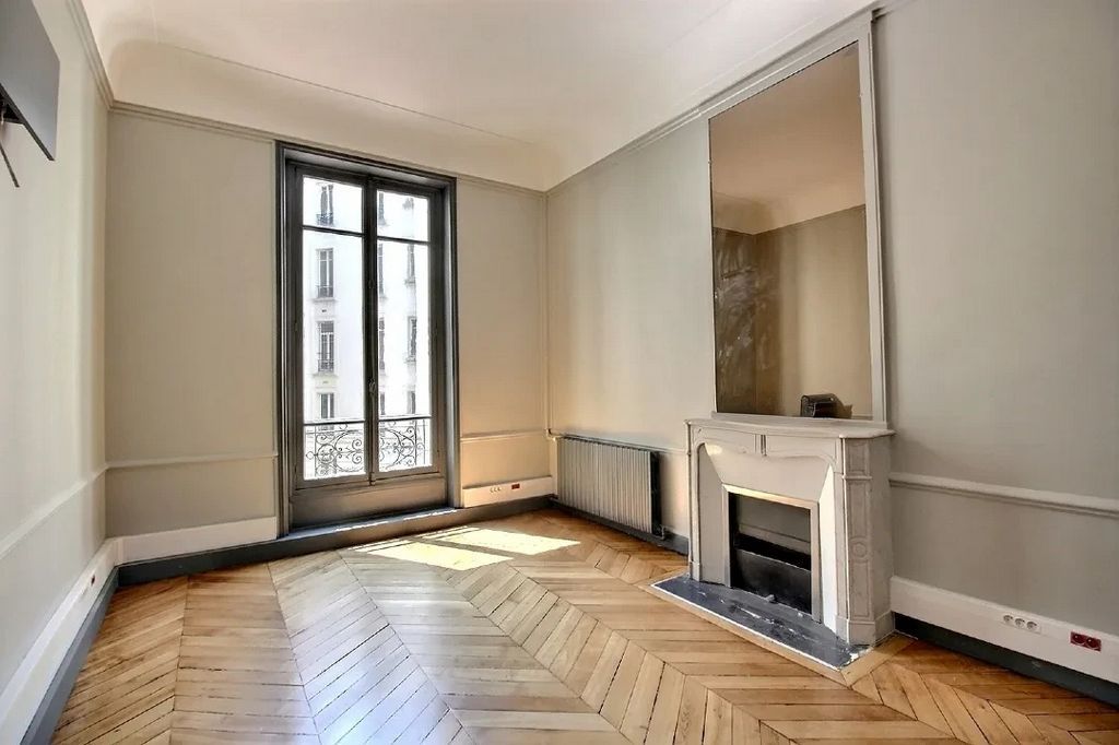 Location bureaux 125 m² non divisibles