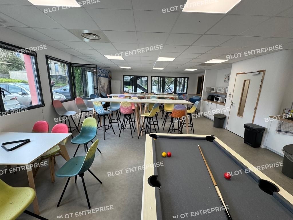 Location bureaux 760 m² non divisibles