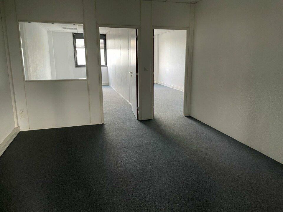 Location bureau - 407 m²