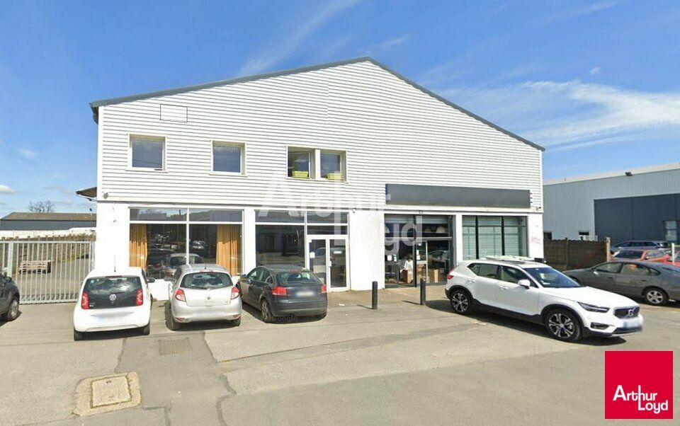 Location local d''activites 750 m² non divisibles