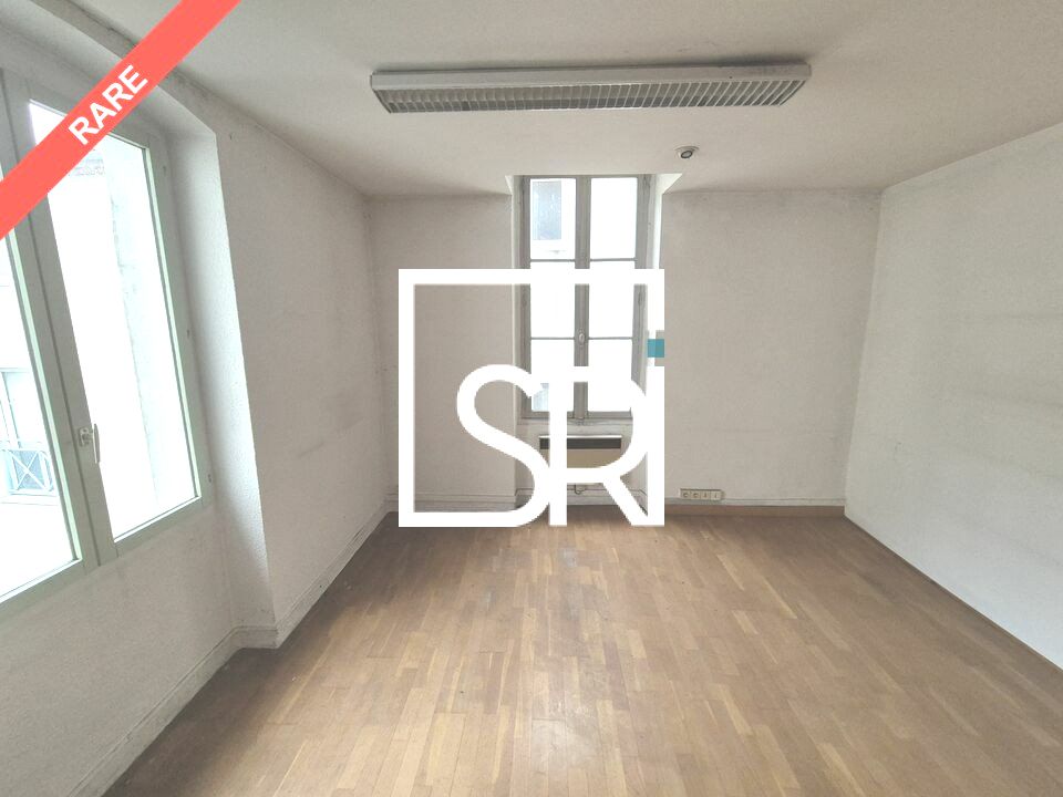 330 m² pour ce local commercial en location à Clermont ferrand