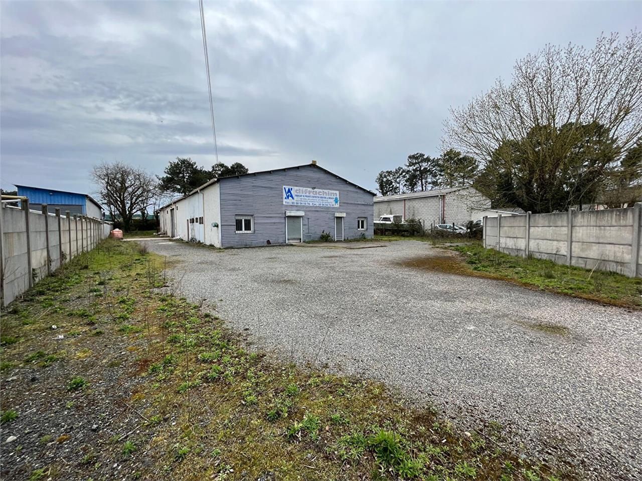 Location local 425.00 m² à LA TESTE DE BUCH