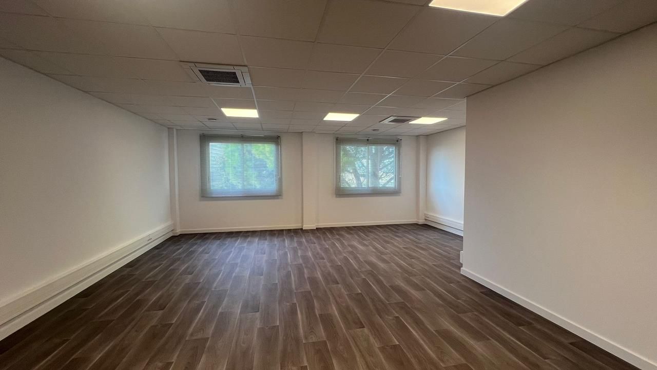 WhatsApp Image 2024-10-17 at 16.04.58 (2)