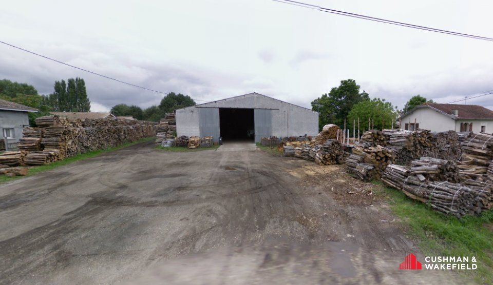 Vente local d''activites 1000 m² non divisibles