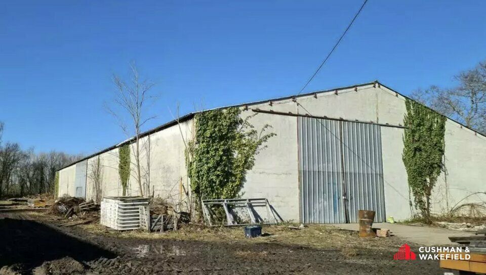 ENTREPOT 1 000 M² SUR TERRAIN DE 5 500 M²
