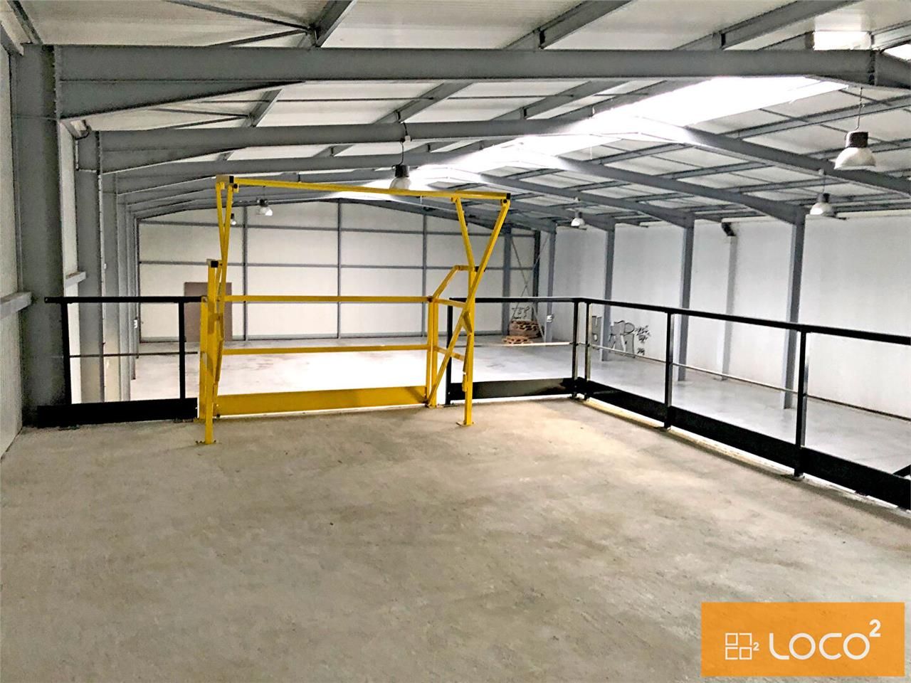 Location local 970.00 m² à BEAUPUY