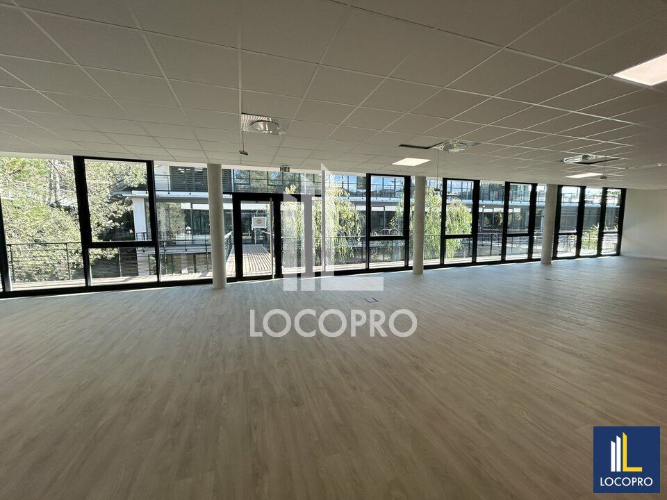 A LOUER - BUREAUX NEUFS -  494 M² - SOPHIA ANTIPOLIS