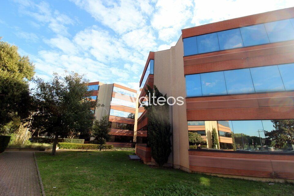 Location bureaux 158 m² non divisibles