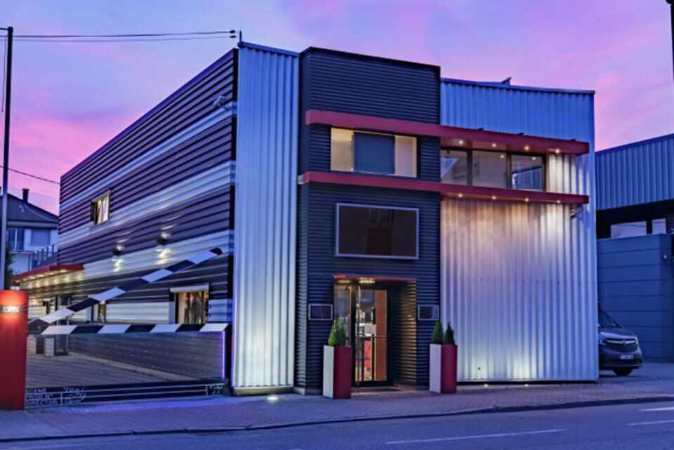 Location local commercial 450 m² non divisibles