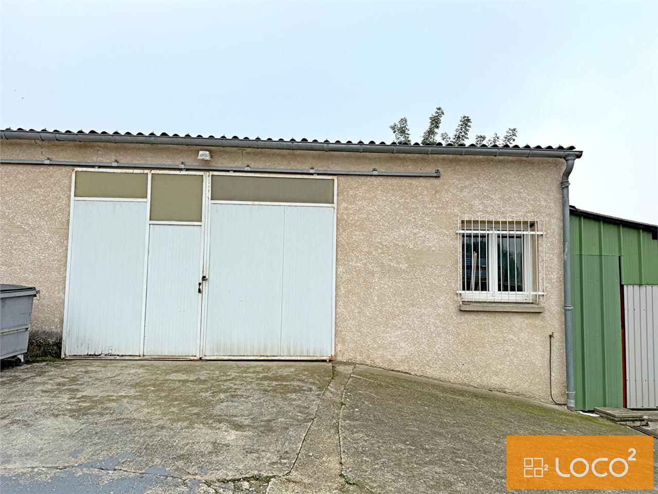 Location local 160.00 m² à MONTRABE