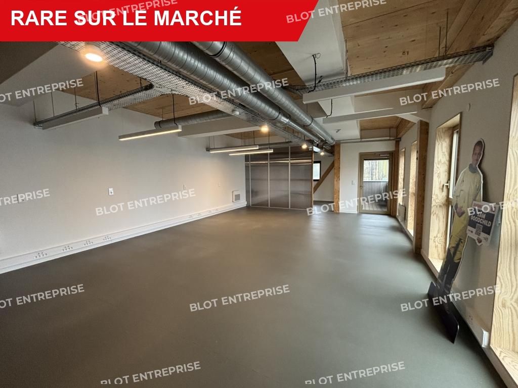 Location bureaux 76 m² non divisibles