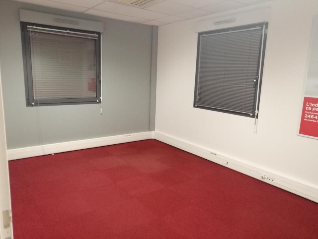 Location bureaux 133 m² non divisibles