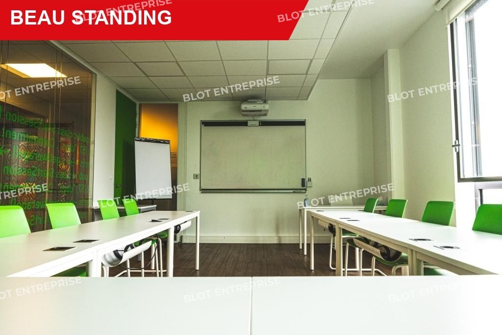 Vente bureaux 600 m² non divisibles