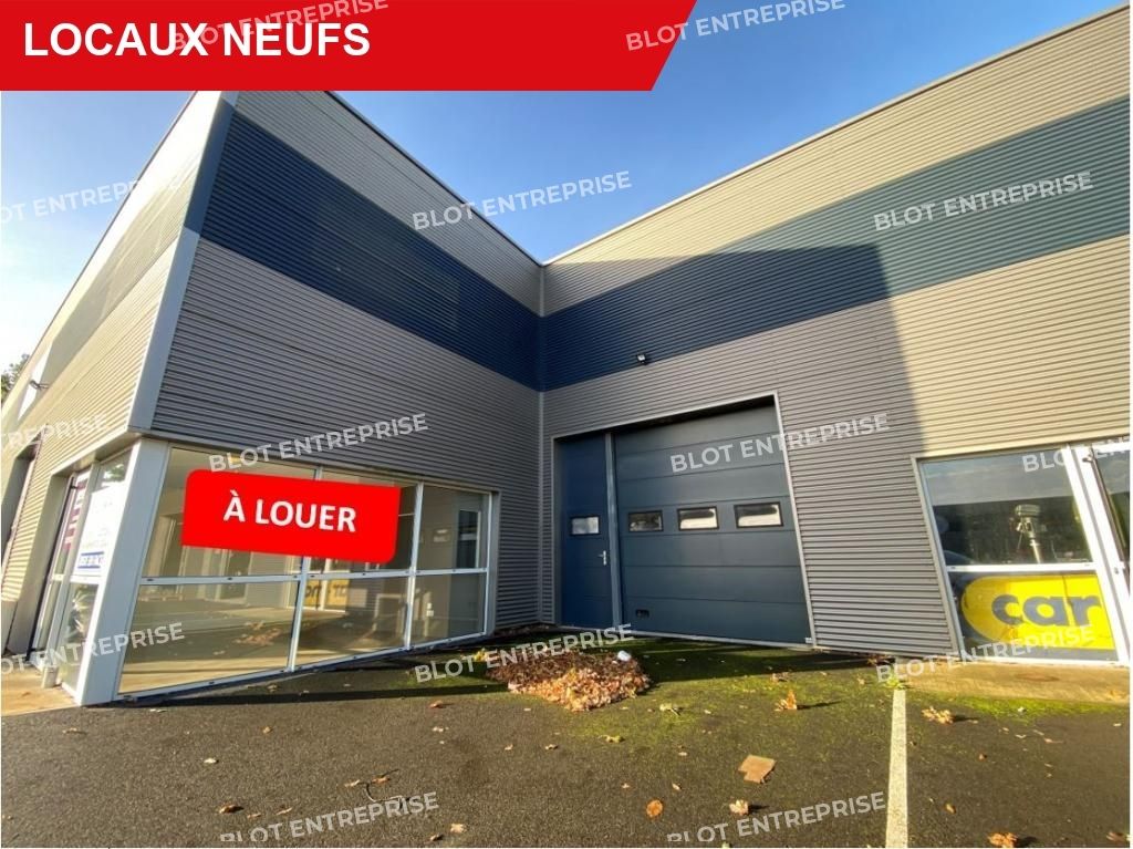 Location entrepôts 280 m² non divisibles