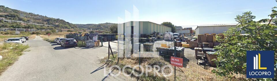 Location local d''activites 800 m² non divisibles