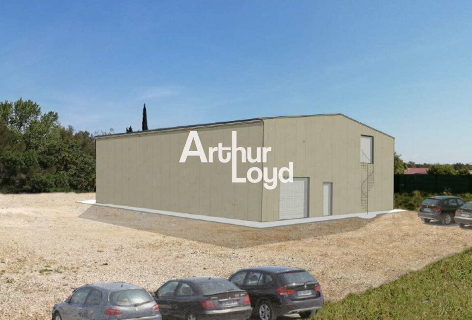 Location local d''activites 600 m² non divisibles