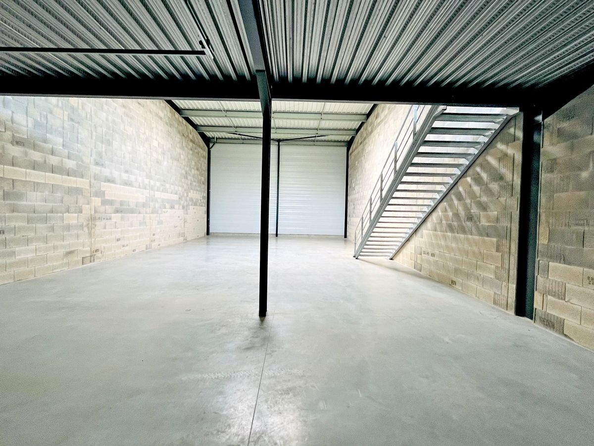local de 384 m² - zone industrielle nord de montauban