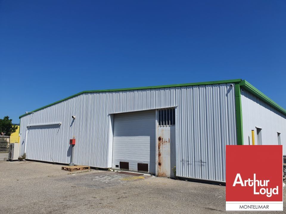 Location local d''activites 470 m² non divisibles