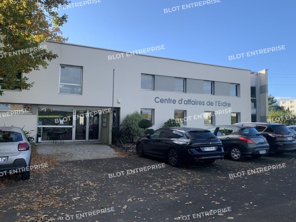 Vente bureaux 899 m² non divisibles