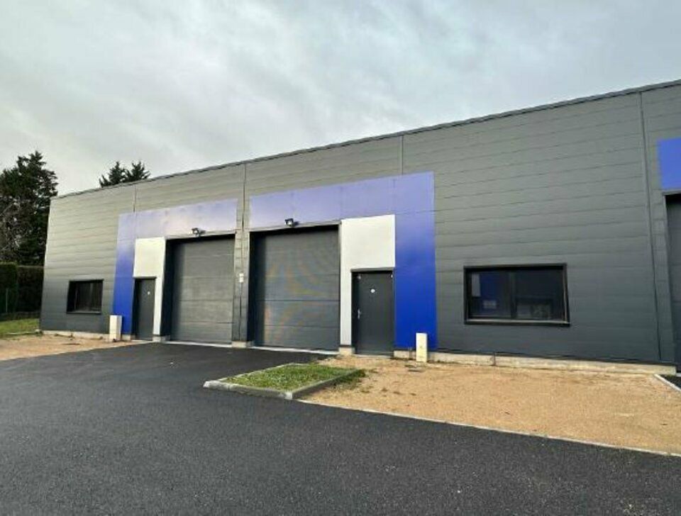Location local d''activites 434 m² non divisibles