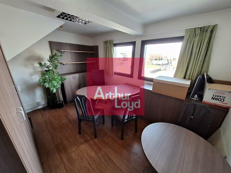 Location bureaux 32 m² non divisibles