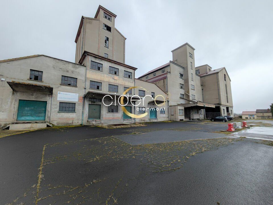 Vente local d''activites 1660 m² non divisibles