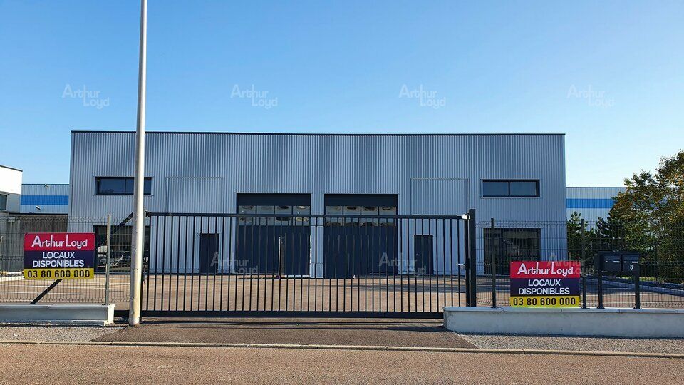 Location local d''activites 257 m² non divisibles