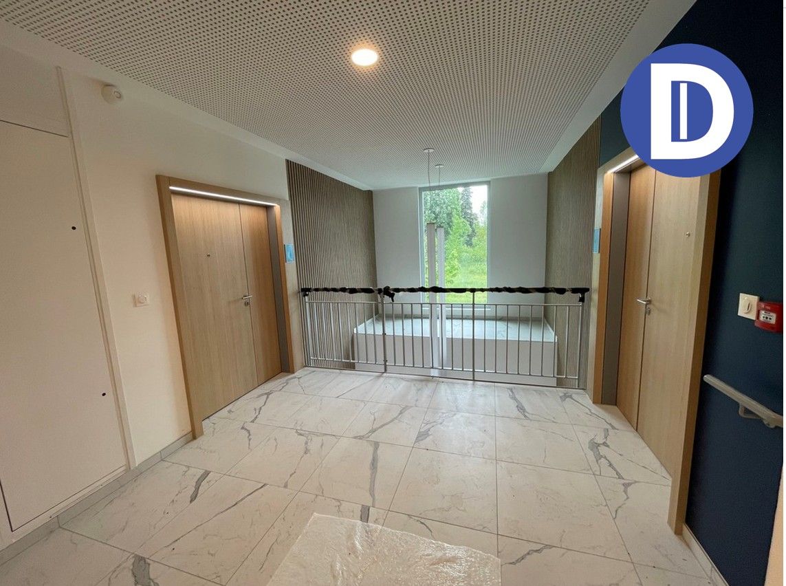 Vente bureaux 177.00 m² non divisibles