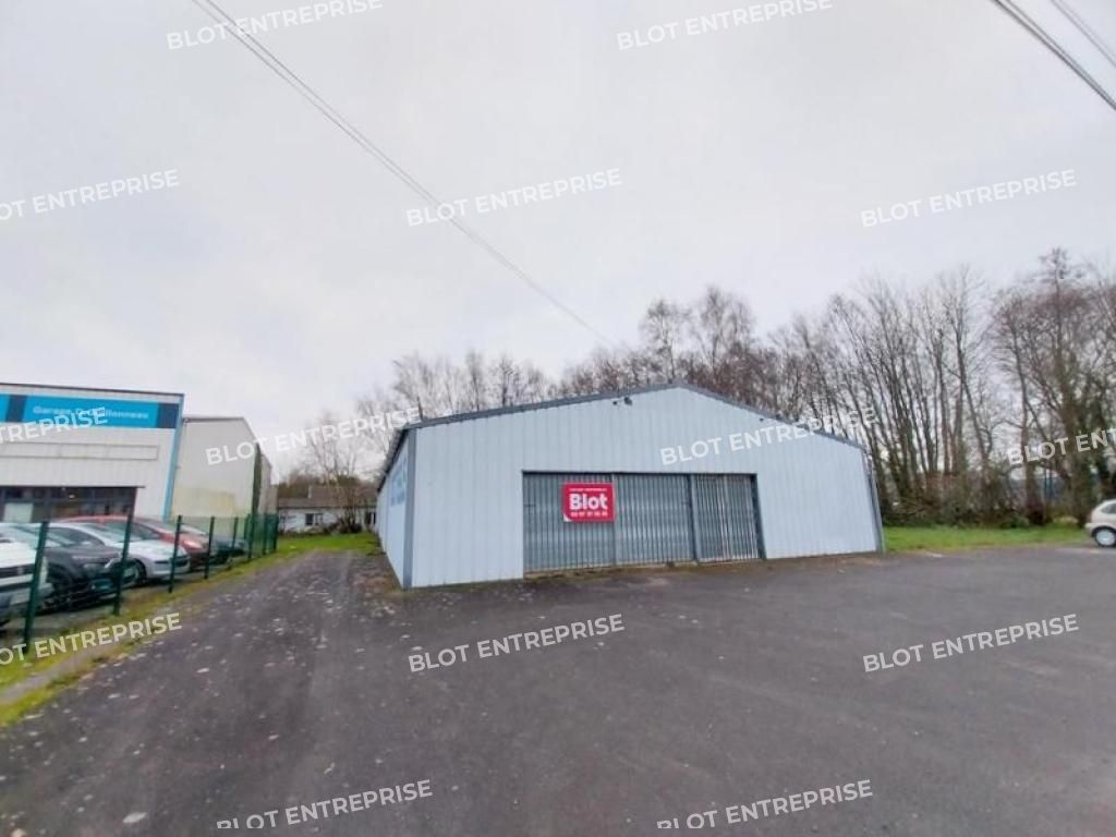 Location entrepôts 330 m² non divisibles