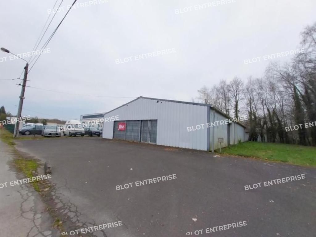 Location entrepôts 330 m² non divisibles