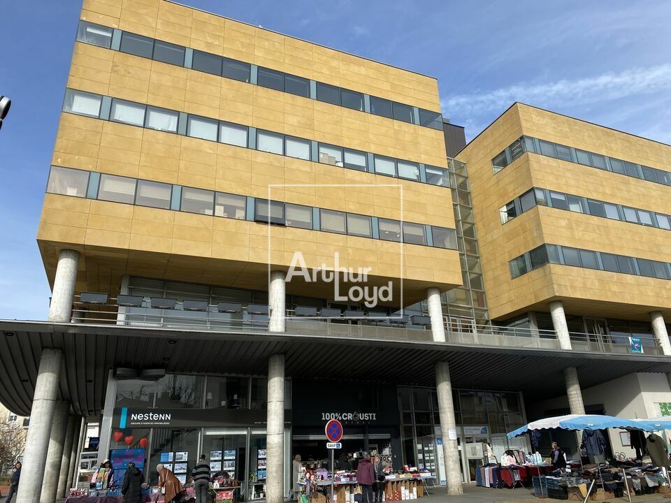 Location bureaux 423 m² divisibles à partir de 29 m²