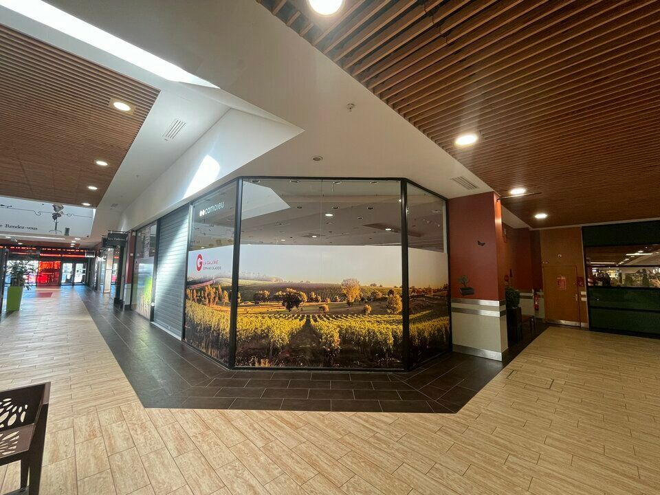 201.06 m² pour ce local commercial en location à Villefranche sur saone