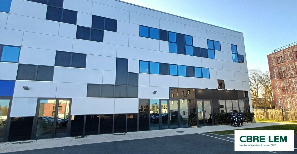 Location bureaux 96 m² non divisibles