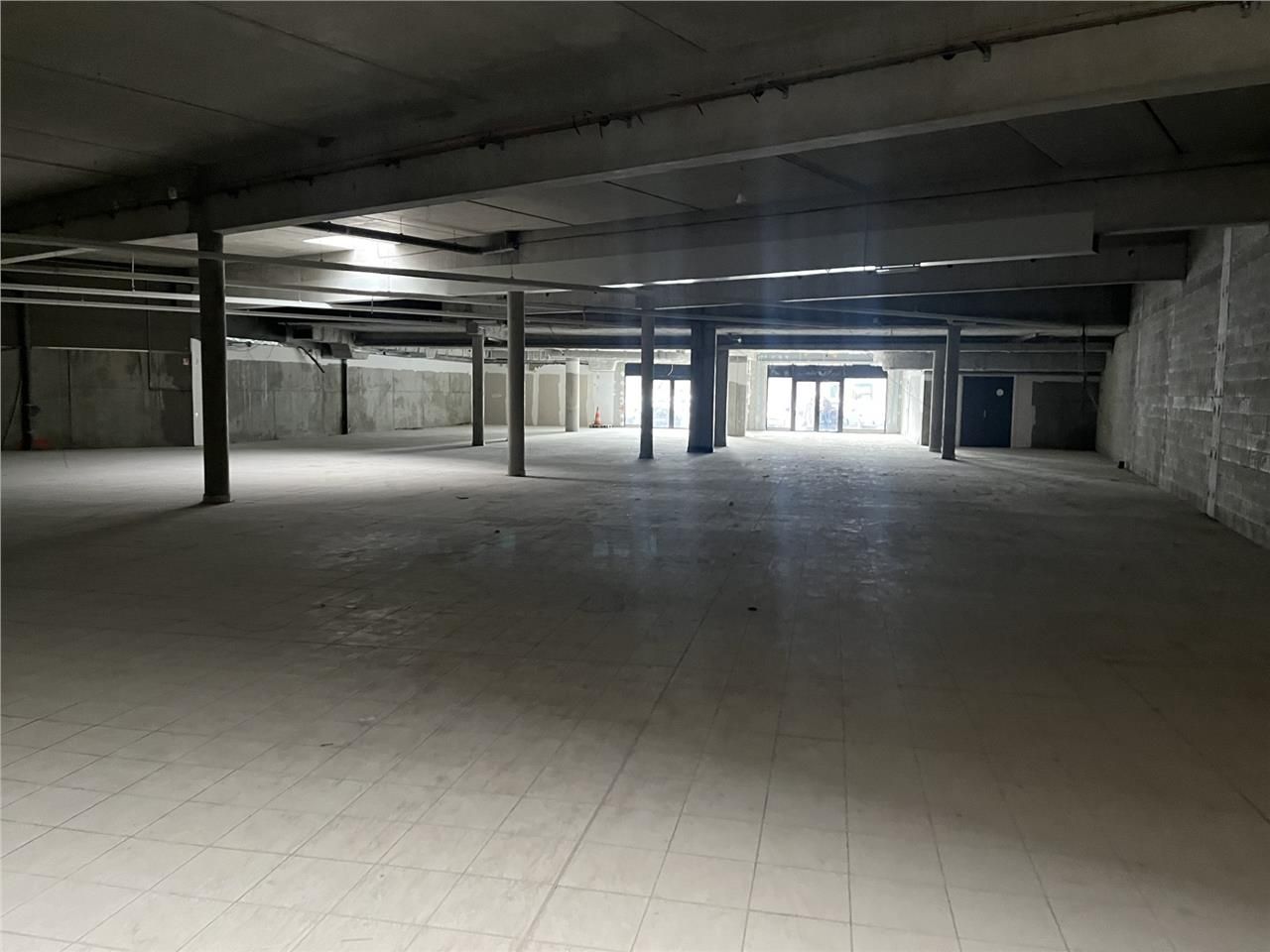 976 m² dispo à Fécamp