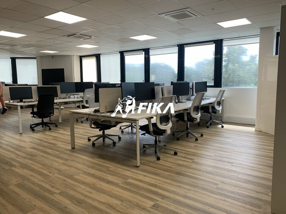 Location bureaux 2412 m² divisibles à partir de 180 m²