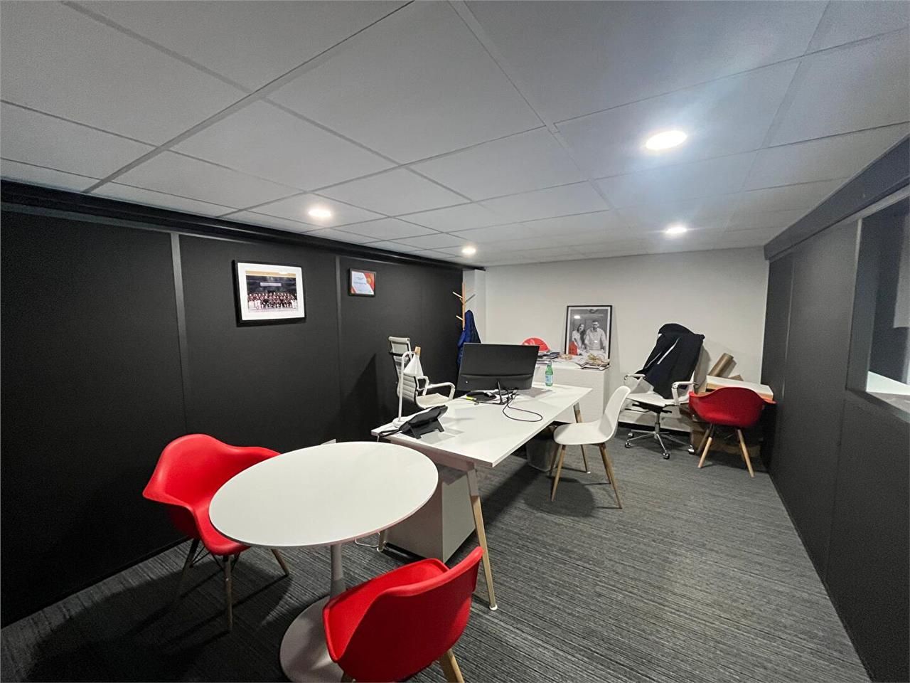 Location local 125.00 m² à BORDEAUX