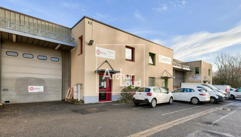 Location local d''activites 337 m² non divisibles