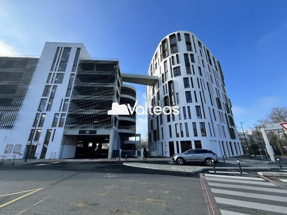 Location bureaux 575.05 m² non divisibles