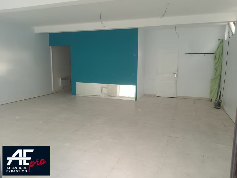 Vente local commercial 72 m² non divisibles