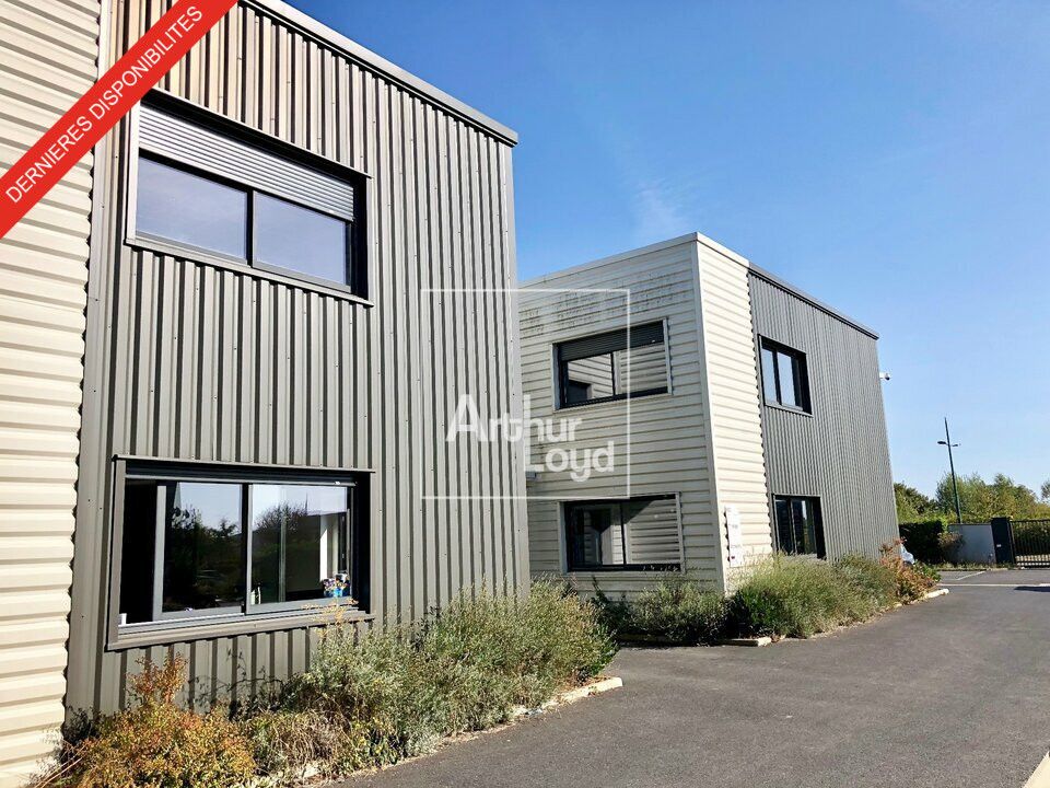 Surface de bureaux à louer - bâtiment récent