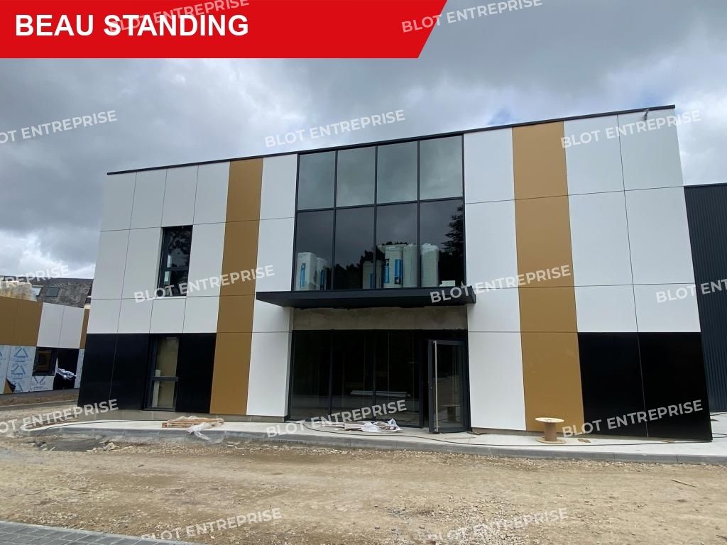 Location bureaux 123 m² non divisibles