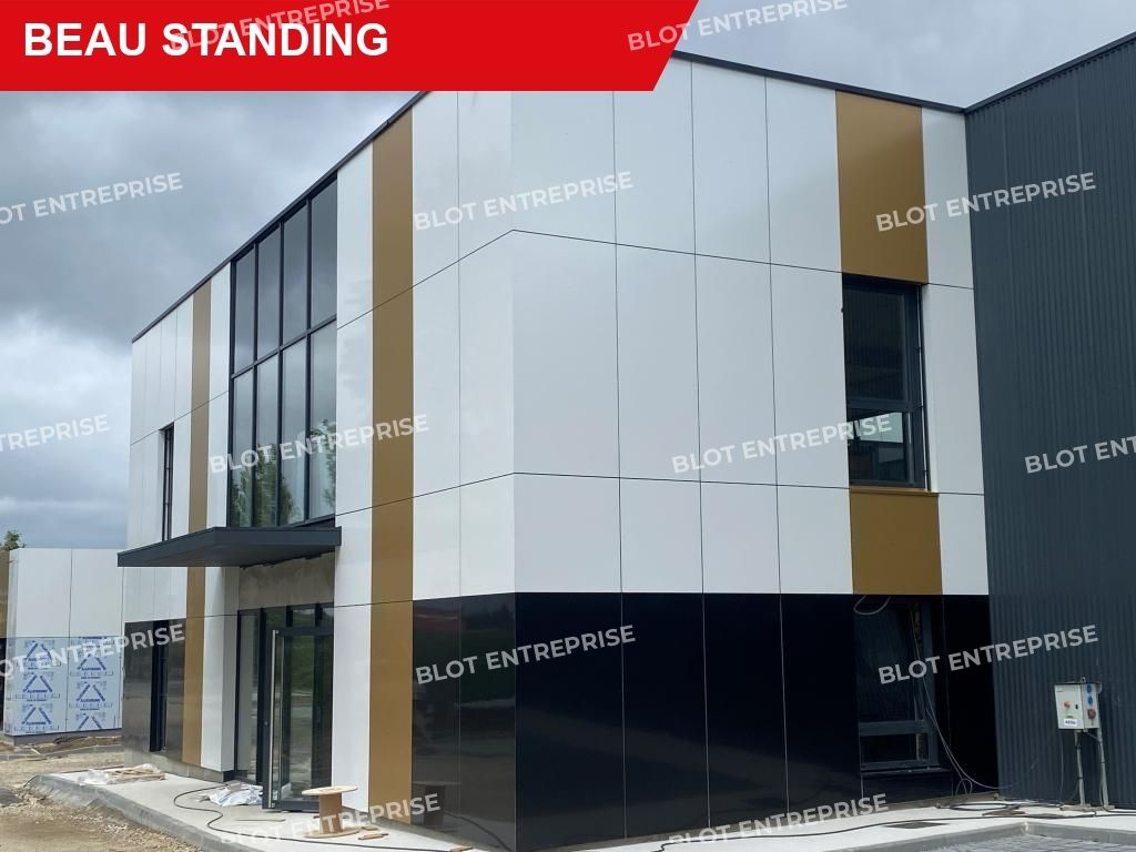 Location bureaux 123 m² non divisibles