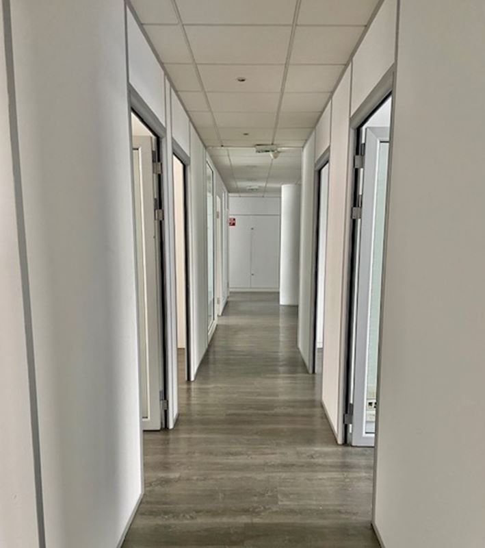 Vente bureaux 198 m² non divisibles
