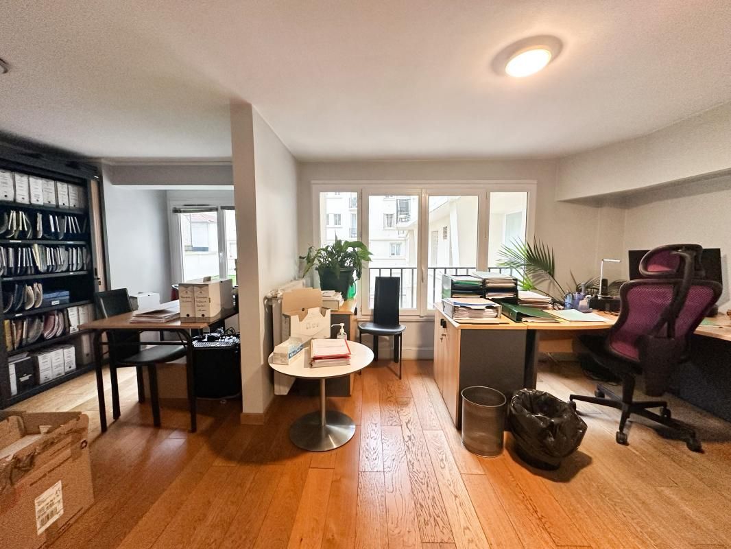 Location bureaux 33 m² non divisibles