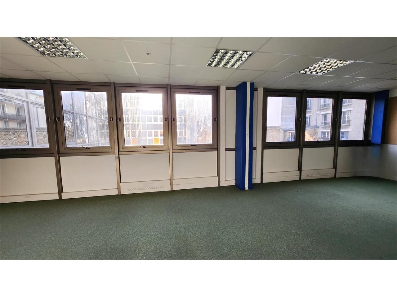 Location bureaux 189 m² non divisibles