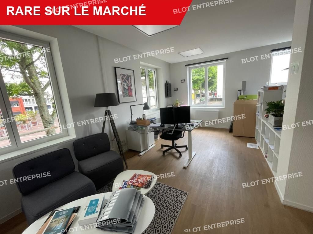 Location local commercial 155 m² non divisibles